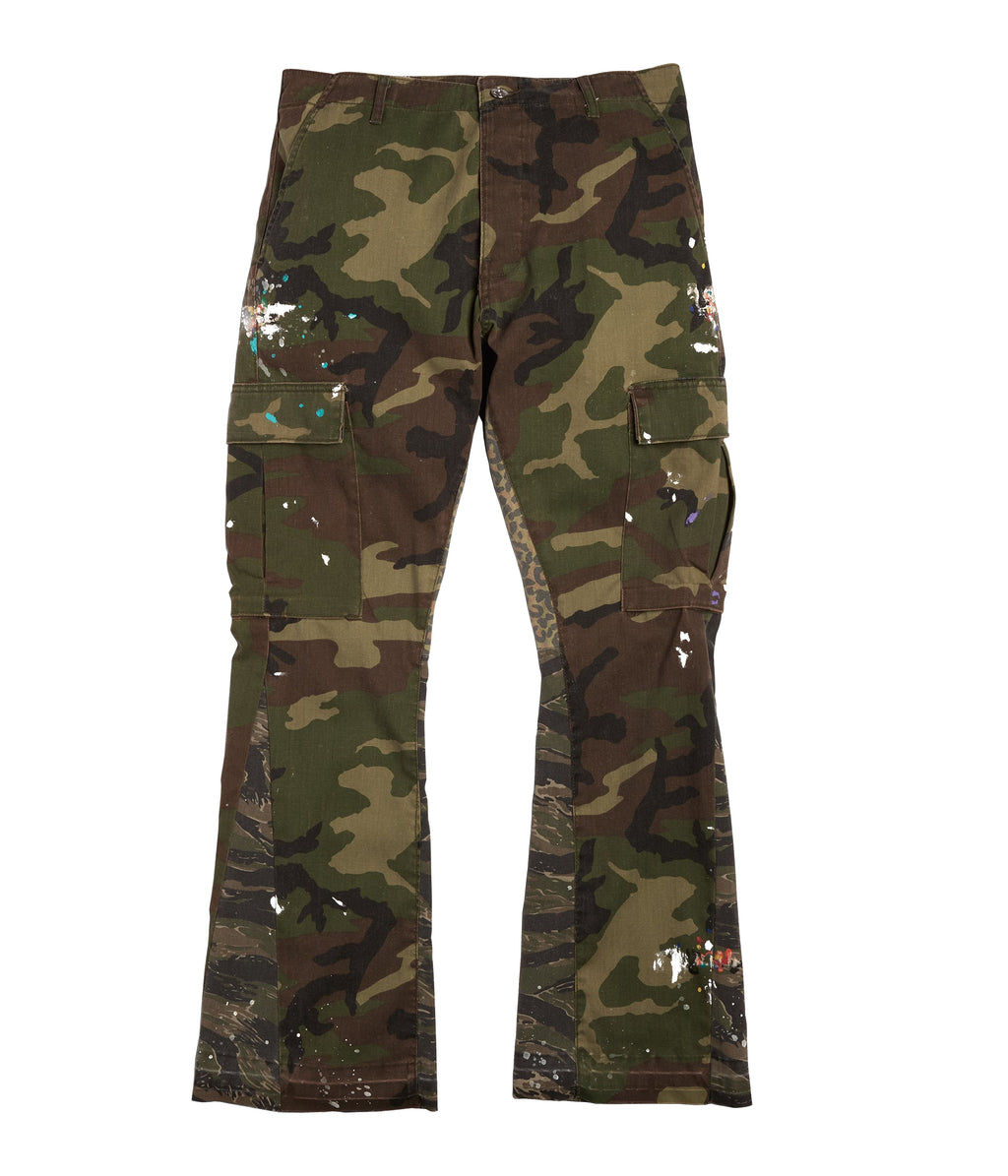 CAMO SPLIT FLARE DENIM
