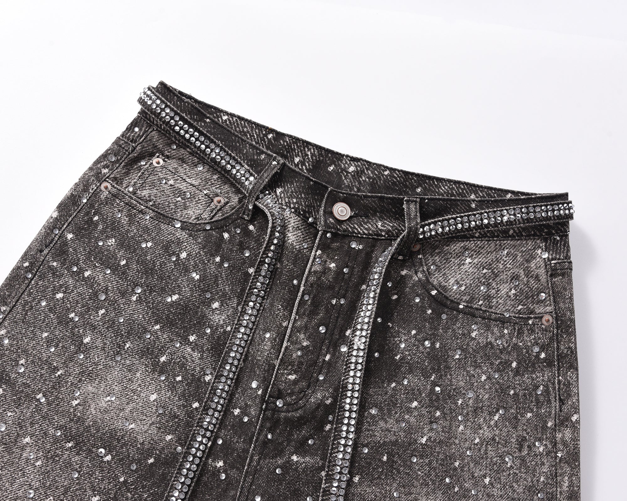 NOIR RHINESTONE DENIM